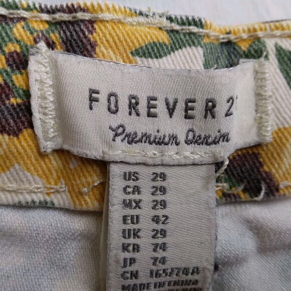 Forever 21 Sunflower Shorts Denim Cuffed Hippie Boho Women's Size 29 - Picture 4 of 8